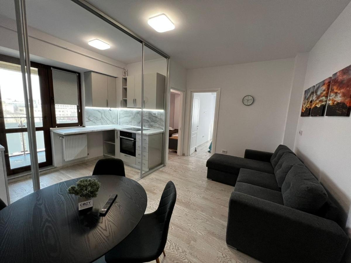 Cozy Apartments - City Center Iasi Luaran gambar