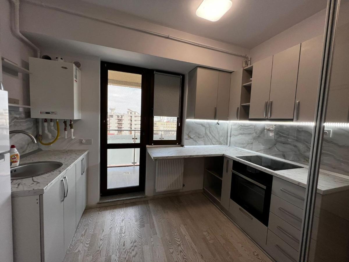 Cozy Apartments - City Center Iasi Luaran gambar