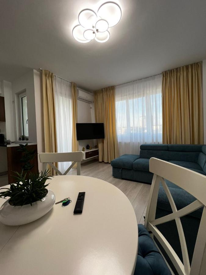 Cozy Apartments - City Center Iasi Luaran gambar
