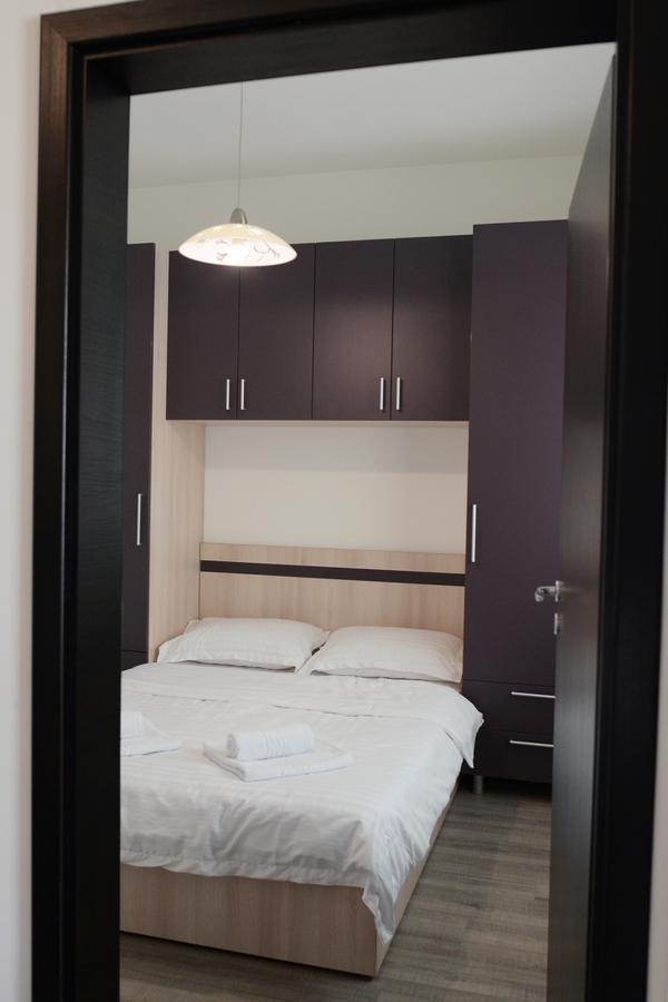 Cozy Apartments - City Center Iasi Luaran gambar