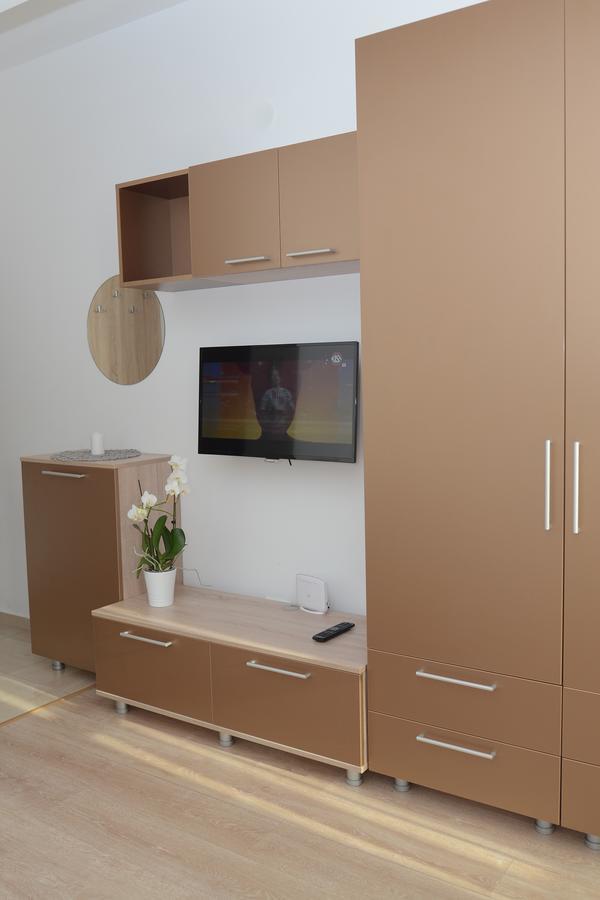 Cozy Apartments - City Center Iasi Luaran gambar