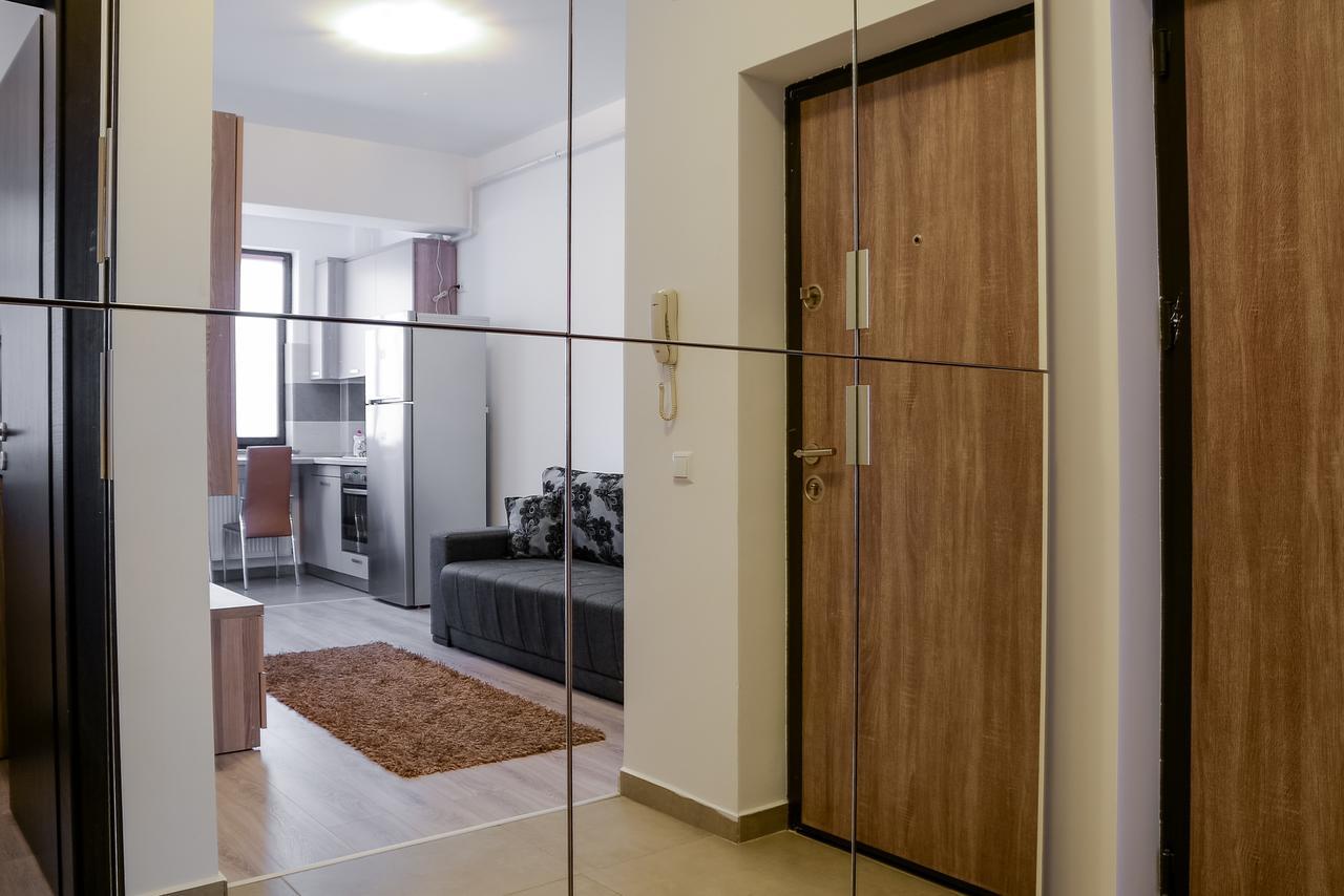 Cozy Apartments - City Center Iasi Luaran gambar